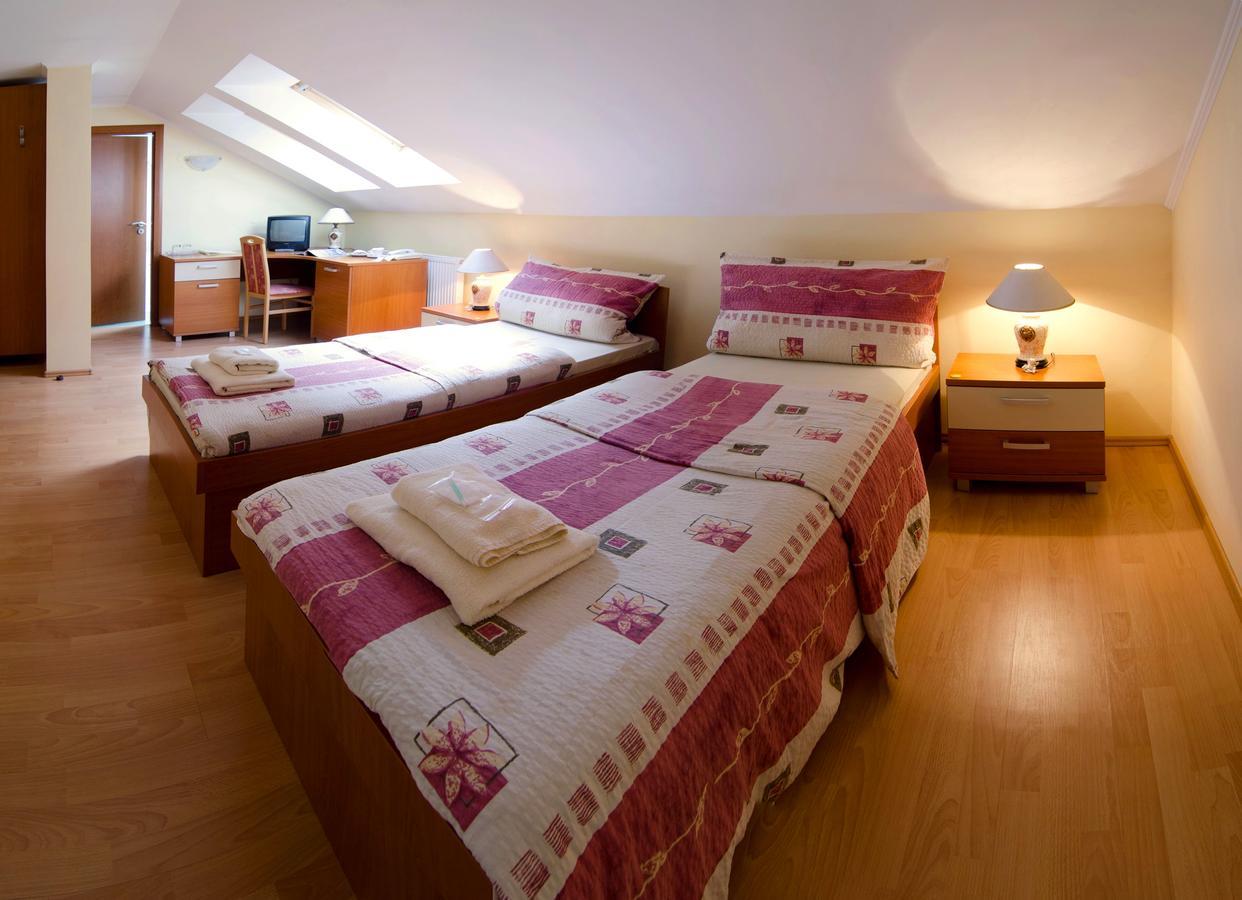 The Rooms By Dalia Kosice Exterior photo